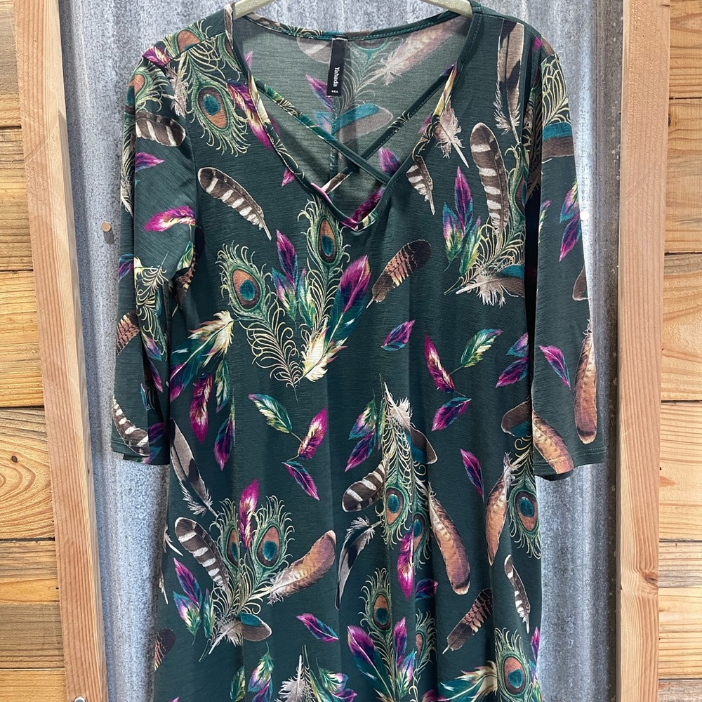 Yahada Multicolor Feather Print Tunic